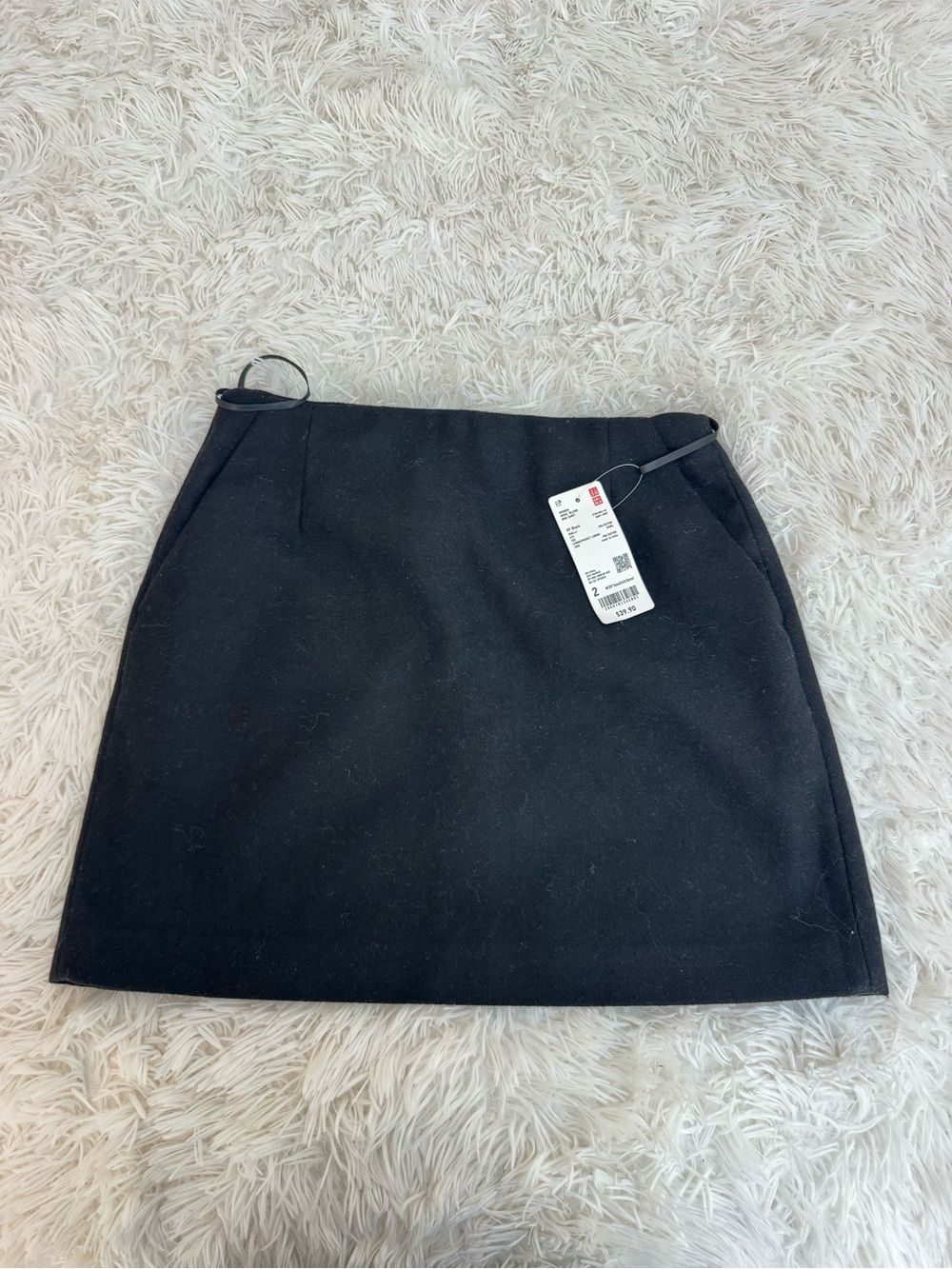 Uniqlo Black Mini Skirt with Simple A-Line Cut - Thick Material BNWT - Wool